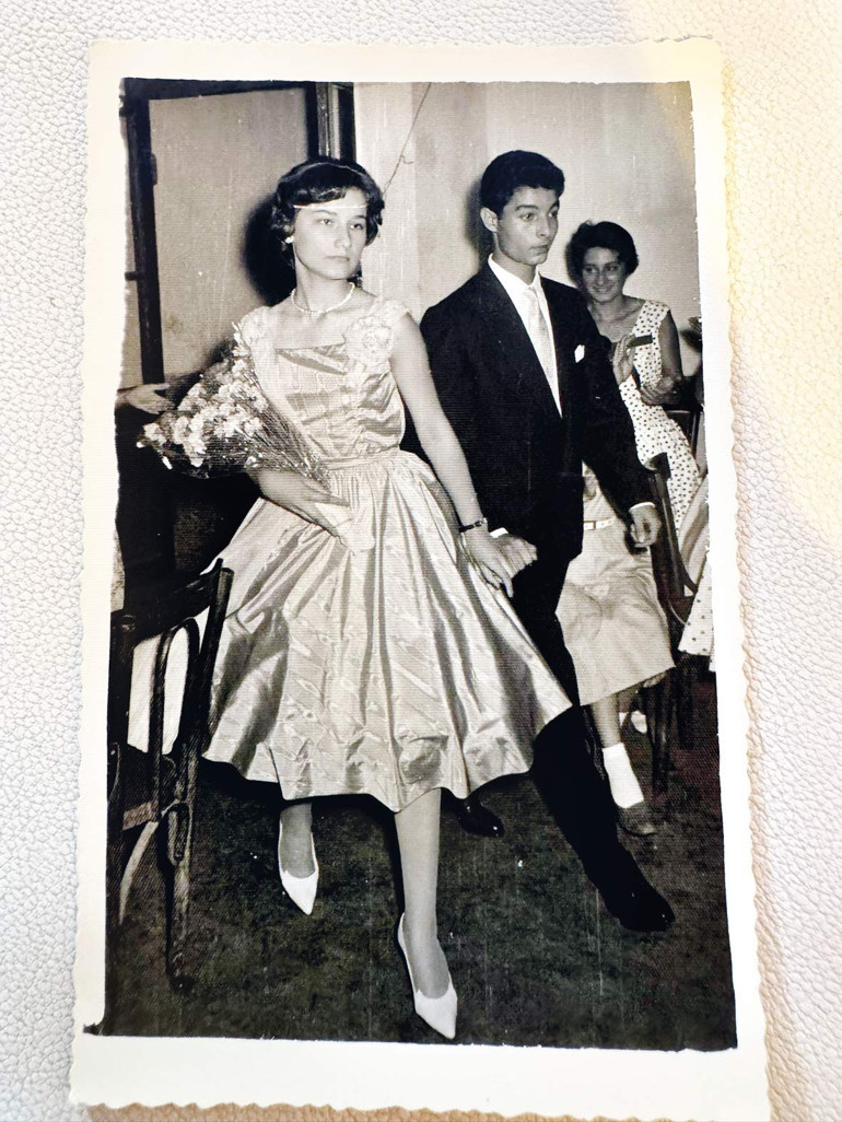 Modanın bohem prensesi Özlem Süer’le… Lezzetli kumaşlar ‘konuşan’ tarzlar