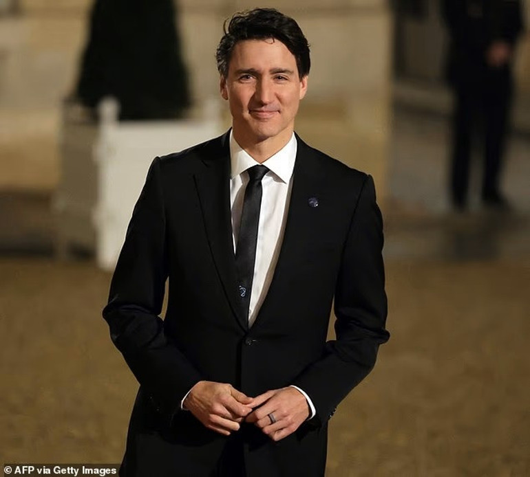 Kariyeri tepetaklak oldu, nişanlısı terk etti… Onu yeni aşkı kurtardı… ‘Hayatıma güneş gibi doğdun sevgilim’