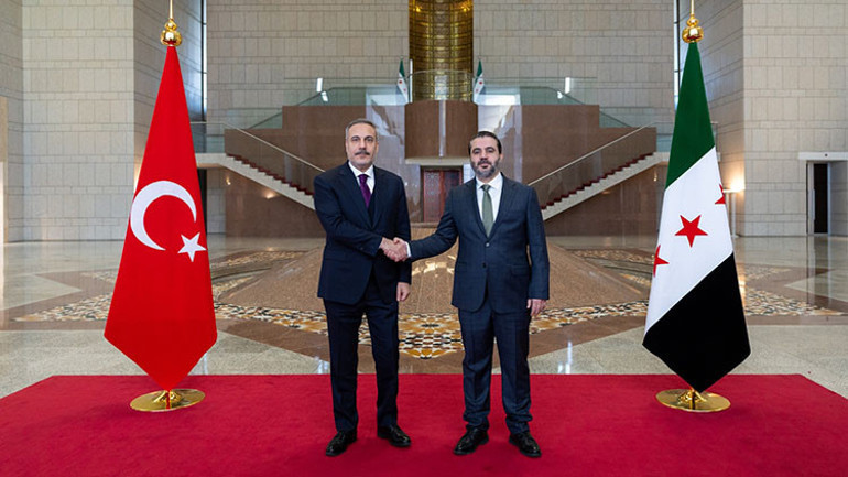 Türkiyeden Şama kritik ziyaret: Dışişleri Bakanı Hakan Fidan, Milli Savunma Bakanı Yaşar Güler, MİT Başkanı İbrahim Kalın Suriyede