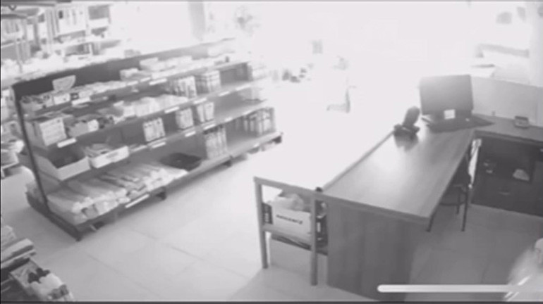  Oğlunu gömeceğiz seni havaya uçuracağız