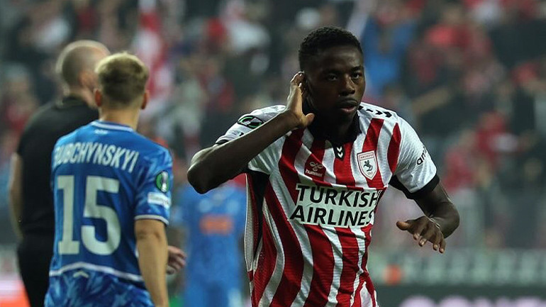 Fenerbahçe, Süper Ligin yıldızı için görüşmelere başladı Tedesco bizzat istedi