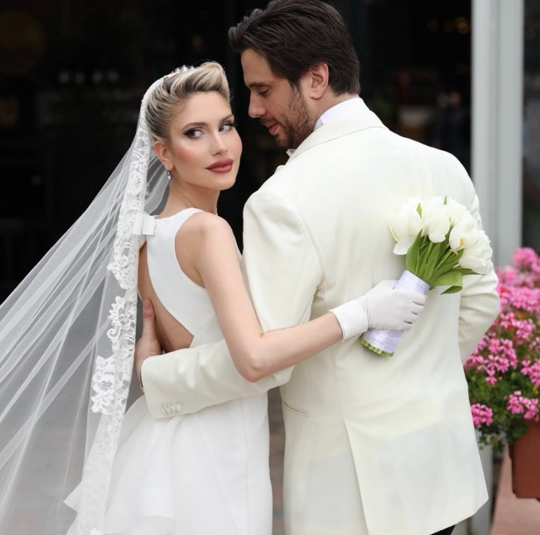 Anne ve babanın en zor vedası Leyla Mizrahi son yolculuğuna uğurlandı