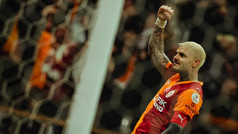 Galatasarayda beklenen Mauro Icardi kararı verildi