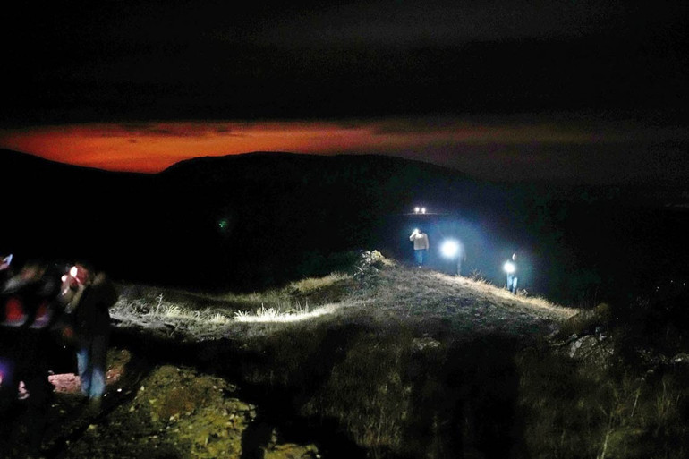 Libya askeri heyetinin jeti düştü