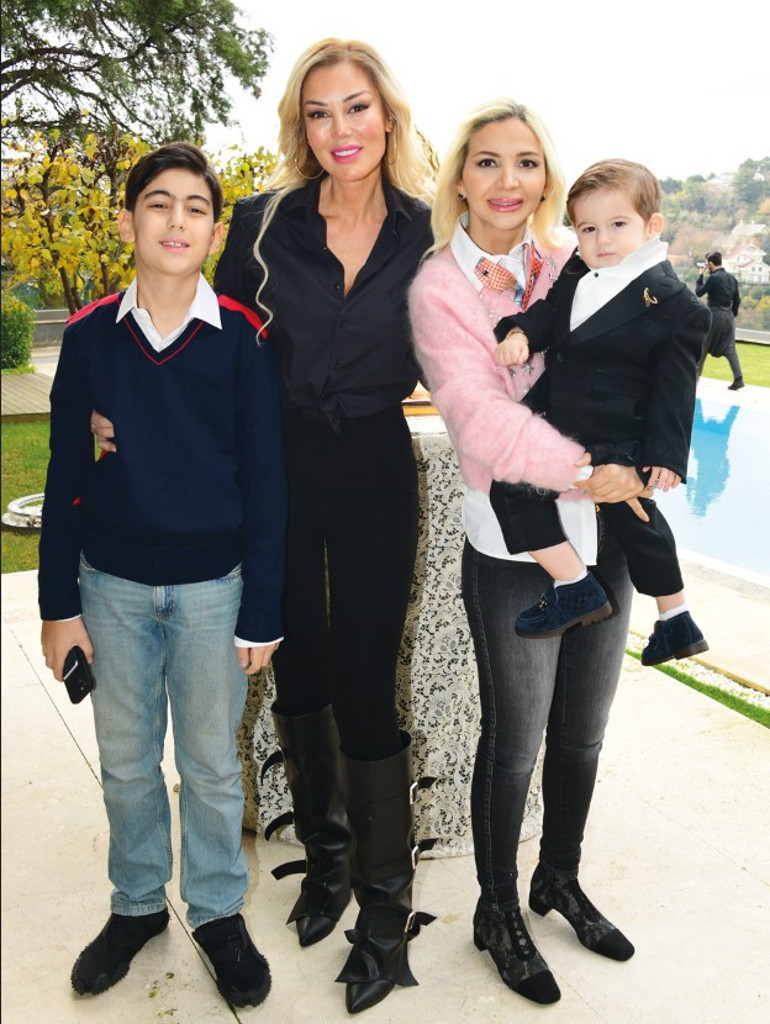 Diva, Dada’da mest etti