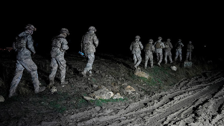 Havacılık uzmanı: Elektrik arızası olan uçak aniden düşmez... Ankaradaki uçak kazası sonrası kritik patlama yorumu