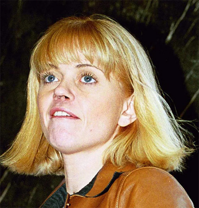  Aynaya bakamaz oldum