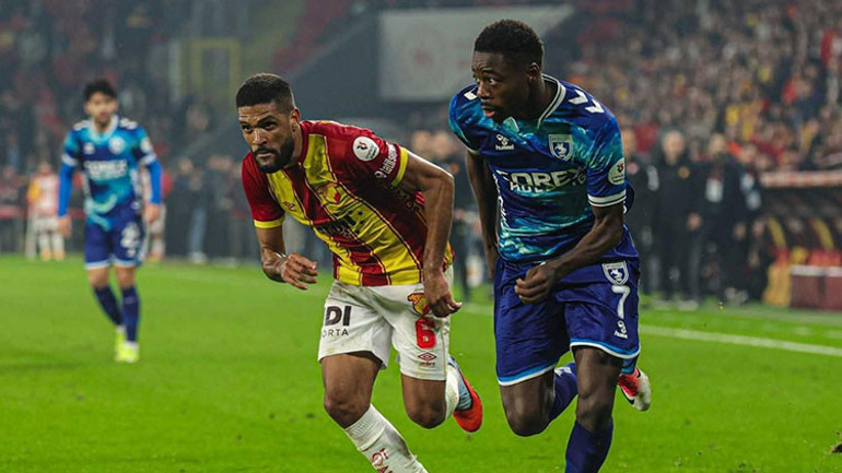 Yüksel Yıldırımdan Fenerbahçeyi şoke eden Musaba hamlesi Galatasarayı transferde devreye soktu