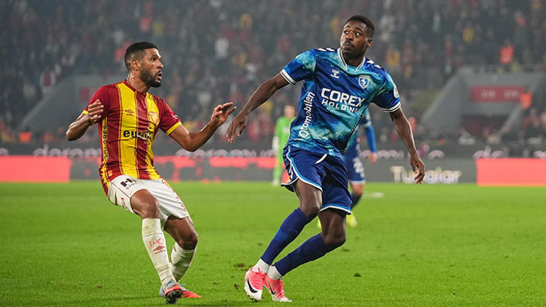 Yüksel Yıldırımdan Fenerbahçeyi şoke eden Musaba hamlesi Galatasarayı transferde devreye soktu