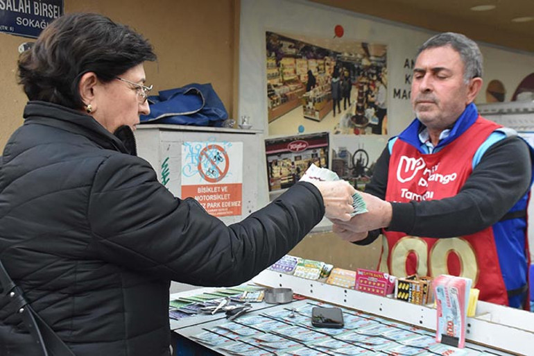 Daha önce büyük ikramiye bu ilde çıkmıştı: Rüyasında görüp rakamları soruyorlar Buna göre bilet seçiyorlar