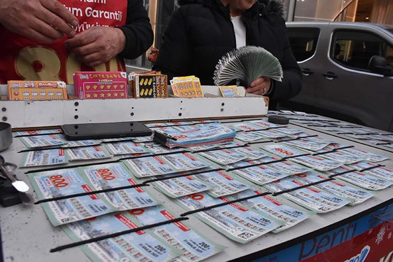 Daha önce büyük ikramiye bu ilde çıkmıştı: Rüyasında görüp rakamları soruyorlar Buna göre bilet seçiyorlar