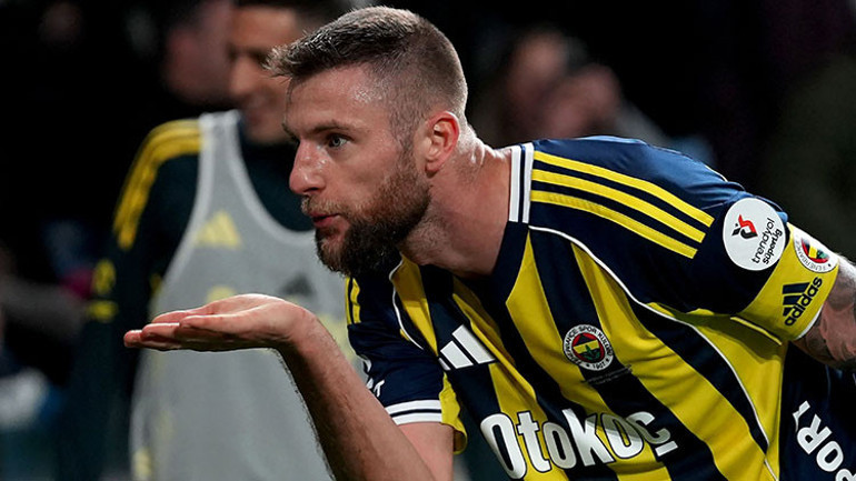 Fenerbahçenin en istikrarlı ismi Milan Skriniar