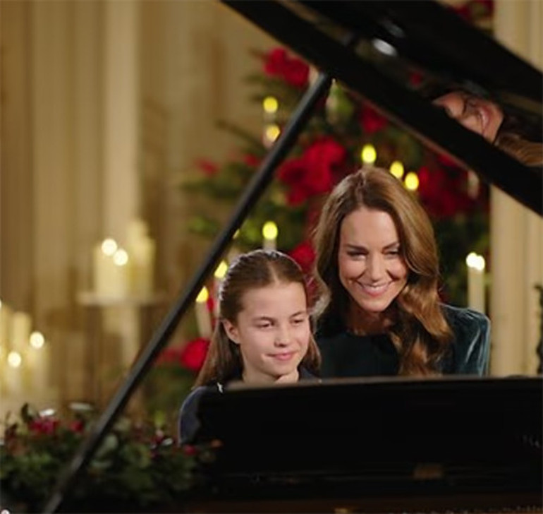 Kate ile Charlotte anneli kızlı sürpriz yaptılar