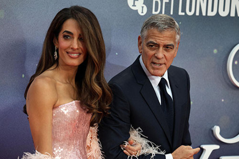 Hayat hep öyle tatlı tatlı akıp gitmiyor... Yeni yıla gözleri yaşlı girecekler... Acılar arka arkaya geldi