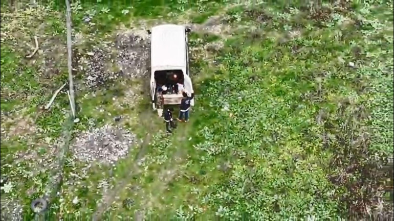 İstanbulda define arayan 2 kişi drone ile yakalandı