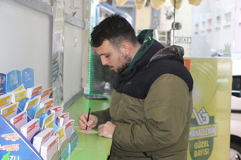 Süper Loto’da 6 bildi 105 milyon TLlik ikramiyeyi kazandı Dev ikramiye o ilimize çıktı Kendisi buraya geldi çok mutluydu