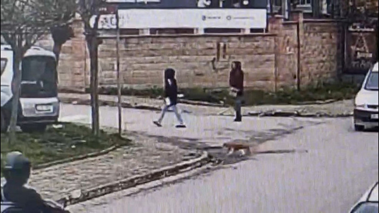 Girdiği evden 2 milyon liralık ziynet eşyası çaldılar Şüpheliler tutuklandı