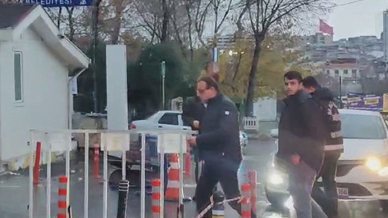 Son dakika... İBB İtfaiye Daire Başkanı Remzi Albayrak ile birlikte 3 kişi gözaltına alındı