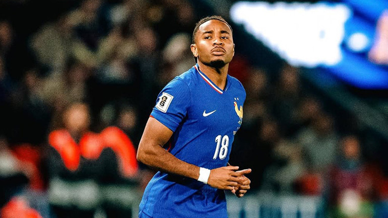 Galatasaray ve Fenerbahçe, Milanın yıldızı için transfer düellosunda