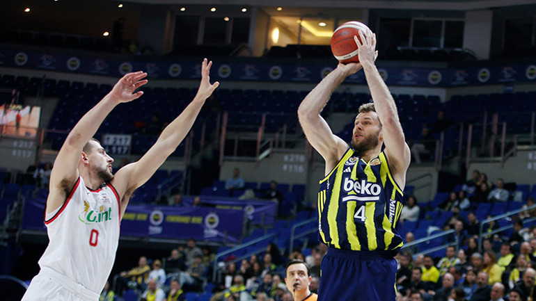 Fenerbahçe Beko evinde kazandı