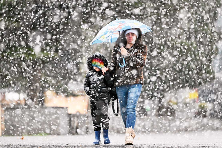 38 ilde sarı ve turuncu alarm… Türkiye beyaza büründü