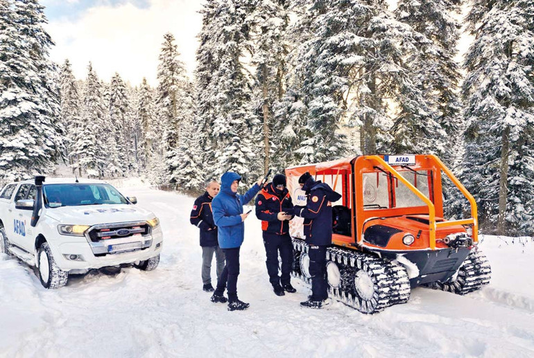 38 ilde sarı ve turuncu alarm… Türkiye beyaza büründü