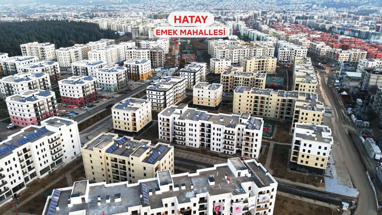 Cumhurbaşkanı Erdoğan Hatay’dan seslendi: Sözümüzü tutmanın onurunu yaşıyoruz