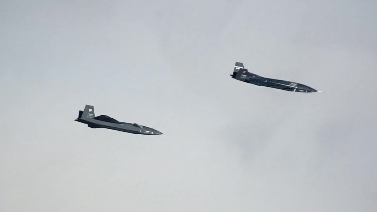 Bayraktar Kızılelma’dan bir ilk daha: Akıllı filo otonomisi ile kol uçuşu