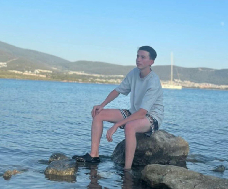  18 yaşındaki Üzeyir kurtarılamadı