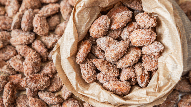 Yılbaşı akşamı için ev yapımı çerez ve atıştırmalık tarifleri