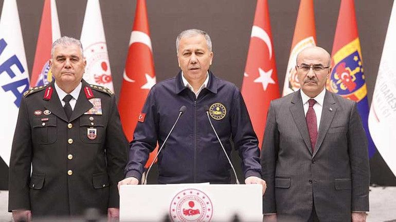  ‘Çocuklara yazık, teslim olun’ çağrısına ateşle cevap verdiler