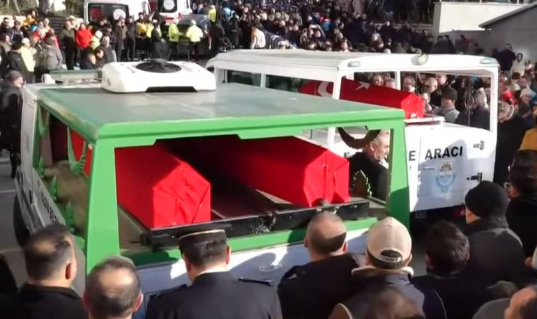 Yalova Emniyetinde şehit polisler için tören | Bakan Yerlikayadan terörle mücadelede kararlılık mesajı