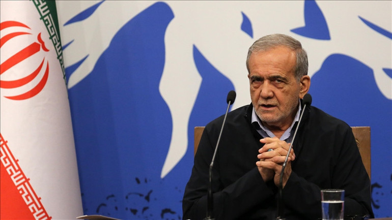  Esnaf kepenk kapattı Protestolar Tahran merkezine yayıldı