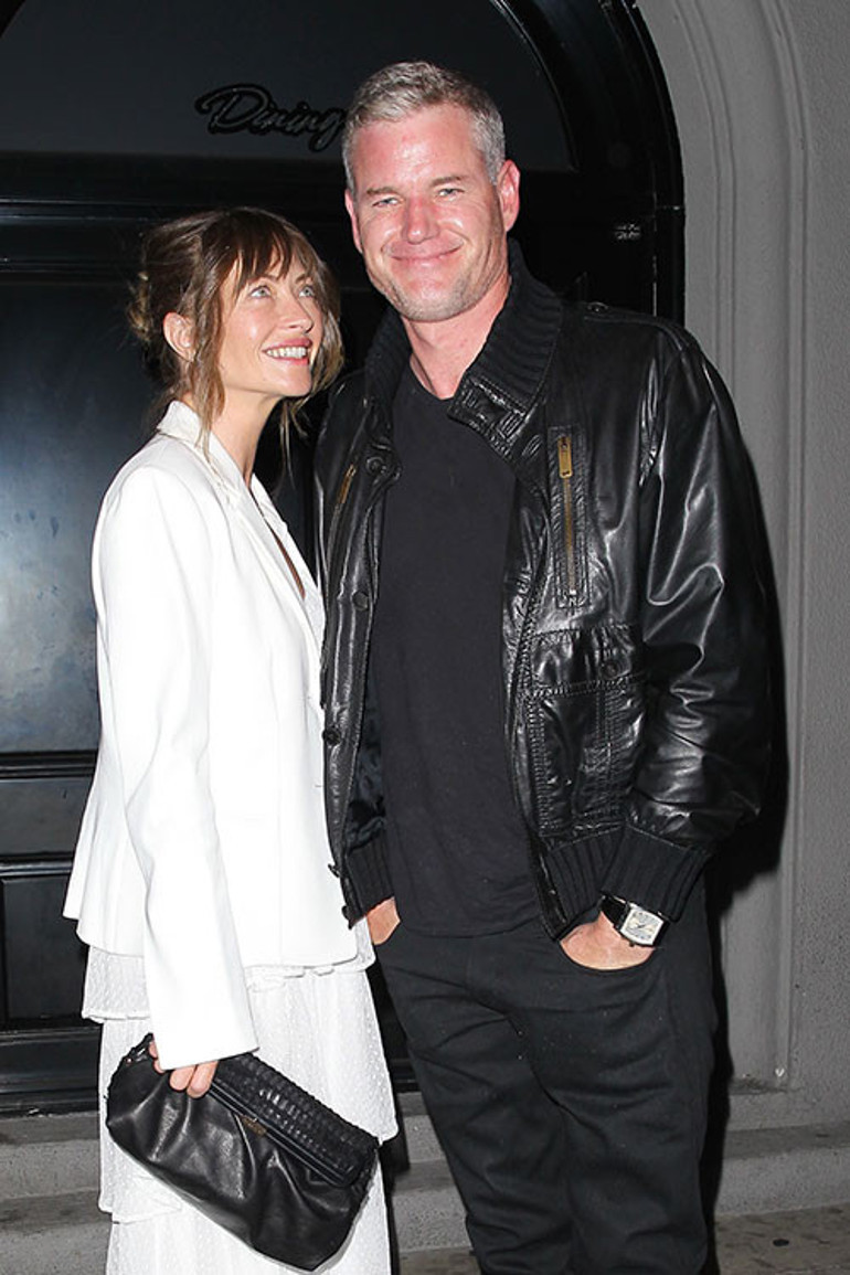 Evliyken bile herkes kendi hayatını yaşadı... İkimiz de başka sevgililer bulduk... Artık ona olan duygum aşk değil ailevi