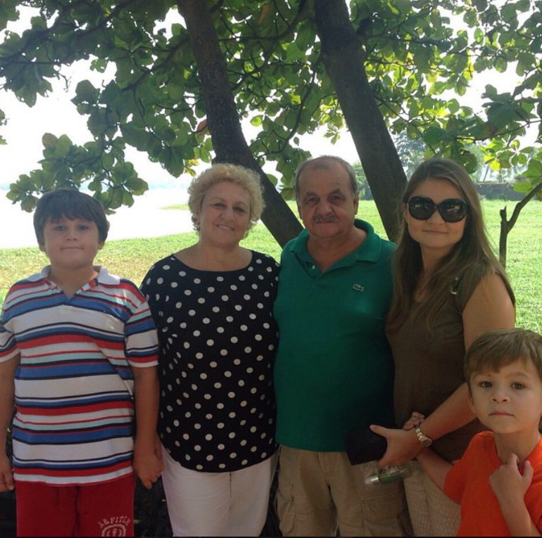 Bir yılda ikinci acı... Selma Konakın annesi hayatını kaybetti