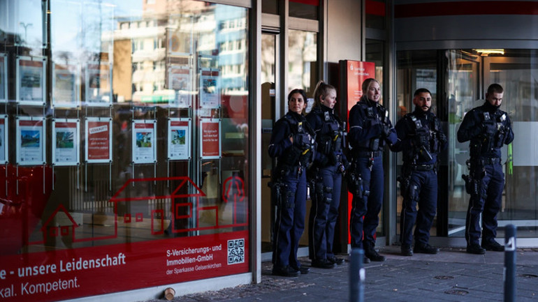 Almanyada filmleri aratmayan banka soygunu