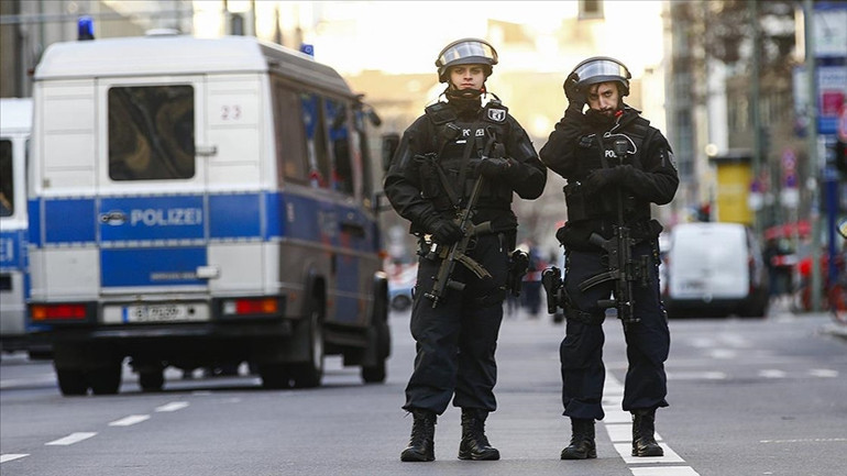 Almanyada filmleri aratmayan banka soygunu