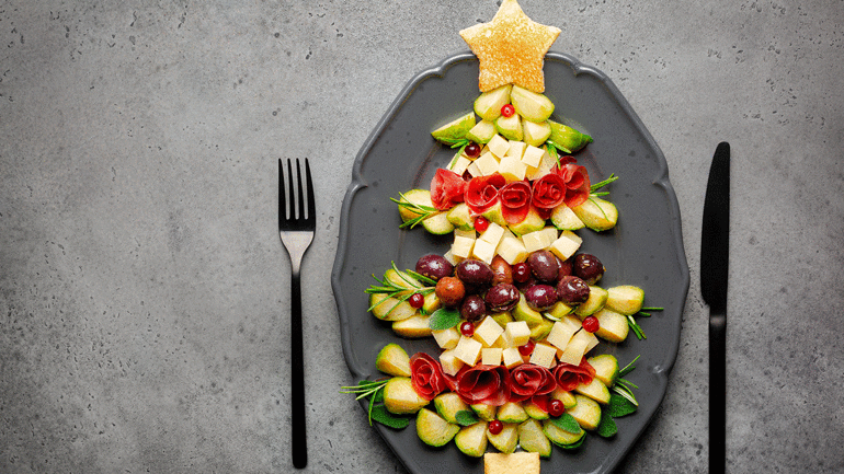 Çam ağacı formunda 5 pratik aperatif sunumu fikri