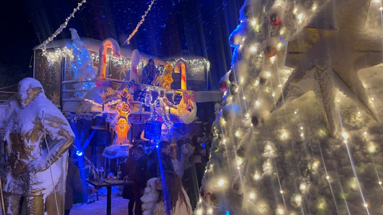 Türkiyenin dört bir yanında yeni yıl coşkusu