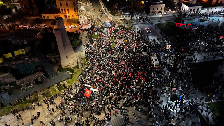 Filistine destek için 520 bin kişi İstanbulda Galata Köprüsünde buluştu
