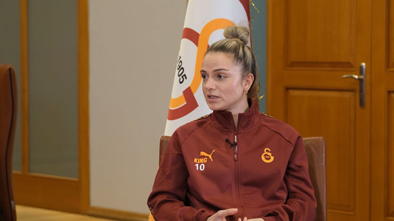 Galatasaray’ın yıldızı Melike Pekel’den Fenerbahçe itirafı | Osimhen mi, Icardi mi