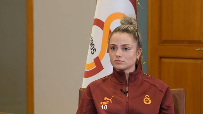 Galatasaray’ın yıldızı Melike Pekel’den Fenerbahçe itirafı | Osimhen mi, Icardi mi