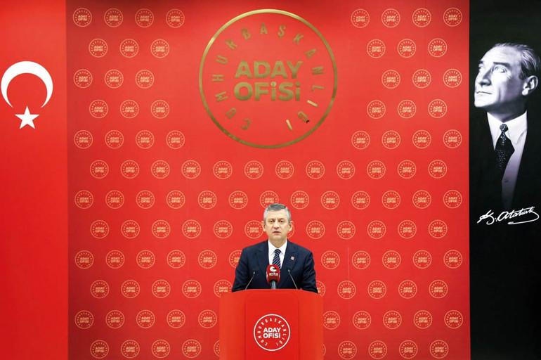 CHP’nin cumhurbaşkanı adayı Özgür Özel mi