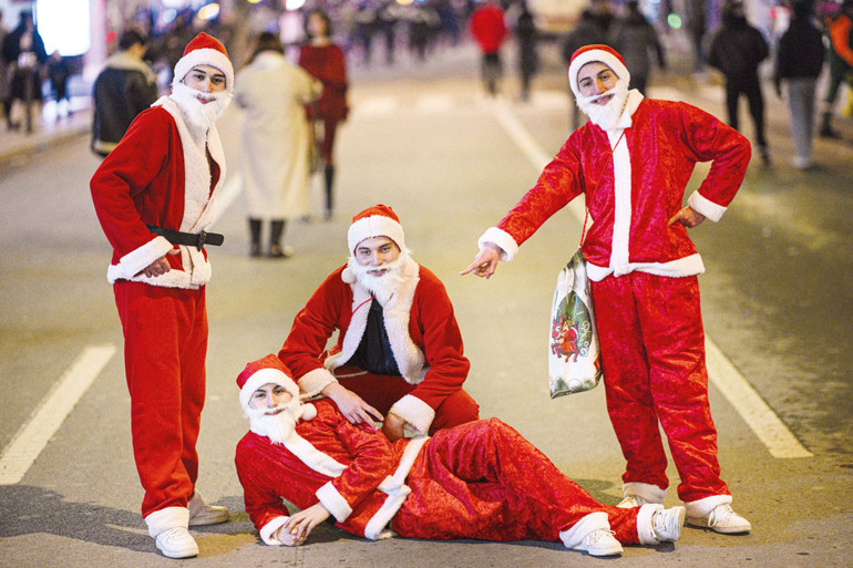 Türkiye yeni yıla böyle ‘merhaba’ dedi... Huzurla barışla geç 2026