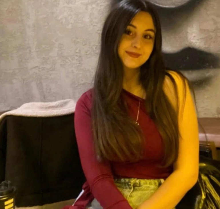 Bıçaklanıp öldürülmüştü 19 yaşındaki Senanur sosyal medyadaki tartışmanın kurbanı olmuş