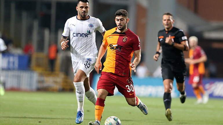 Galatasaray’ı şoke eden talep Sözleşme feshi ve ücret istedi