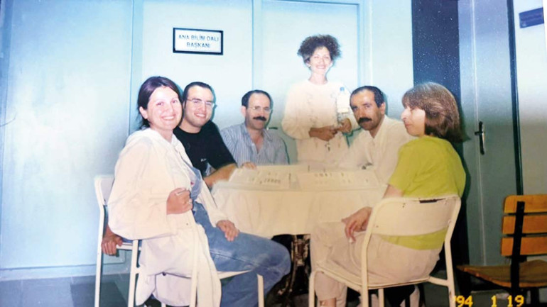 Nöroloji ve nörolongevIty uzmanı Prof. Derya Uludüz: Beyin inatçı bir genç kız gibidir