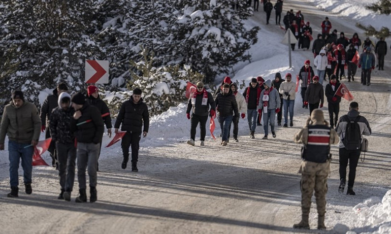 111. yılda aynı yerde saygıyla... Sarıkamış şehitleri Allahuekber Dağlarında anıldı