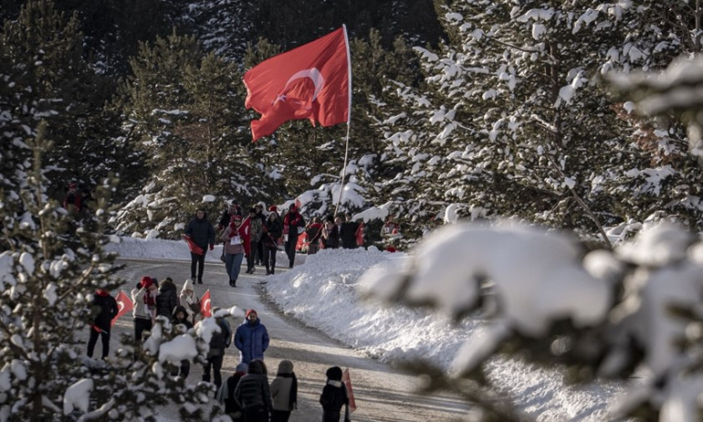 111. yılda aynı yerde saygıyla... Sarıkamış şehitleri Allahuekber Dağlarında anıldı