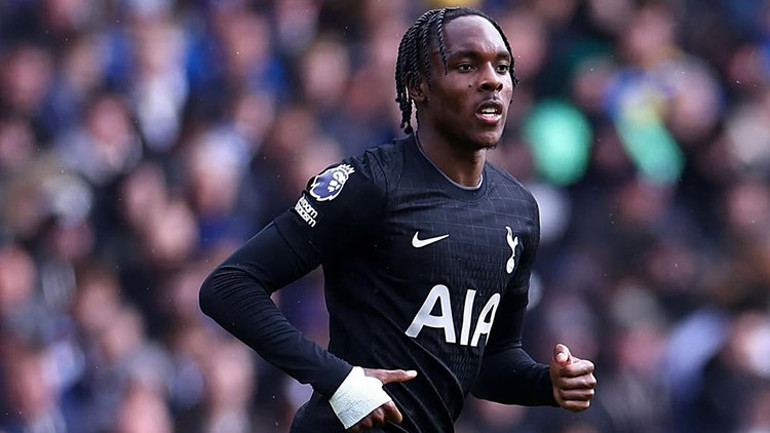  Tottenhamın 45 milyon euroluk yıldızı için atağa kalkıldı